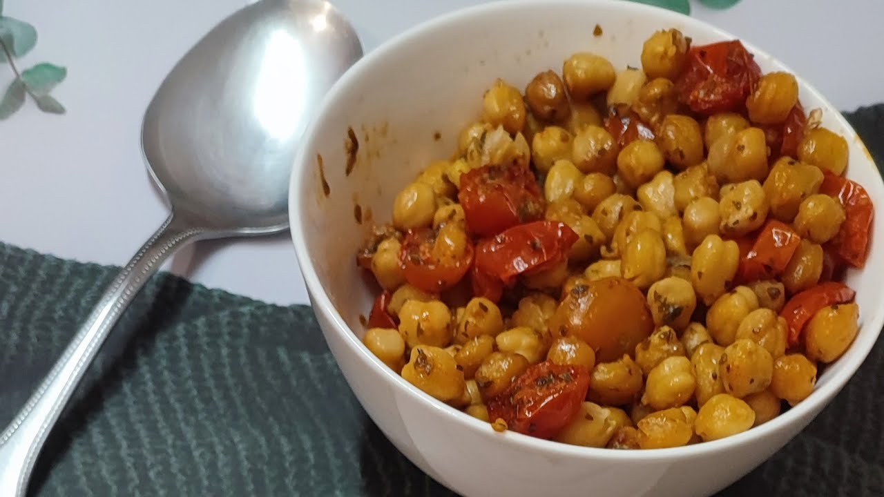 Deliciosos garbanzos con tomates cherry horneados en 30 minutos
