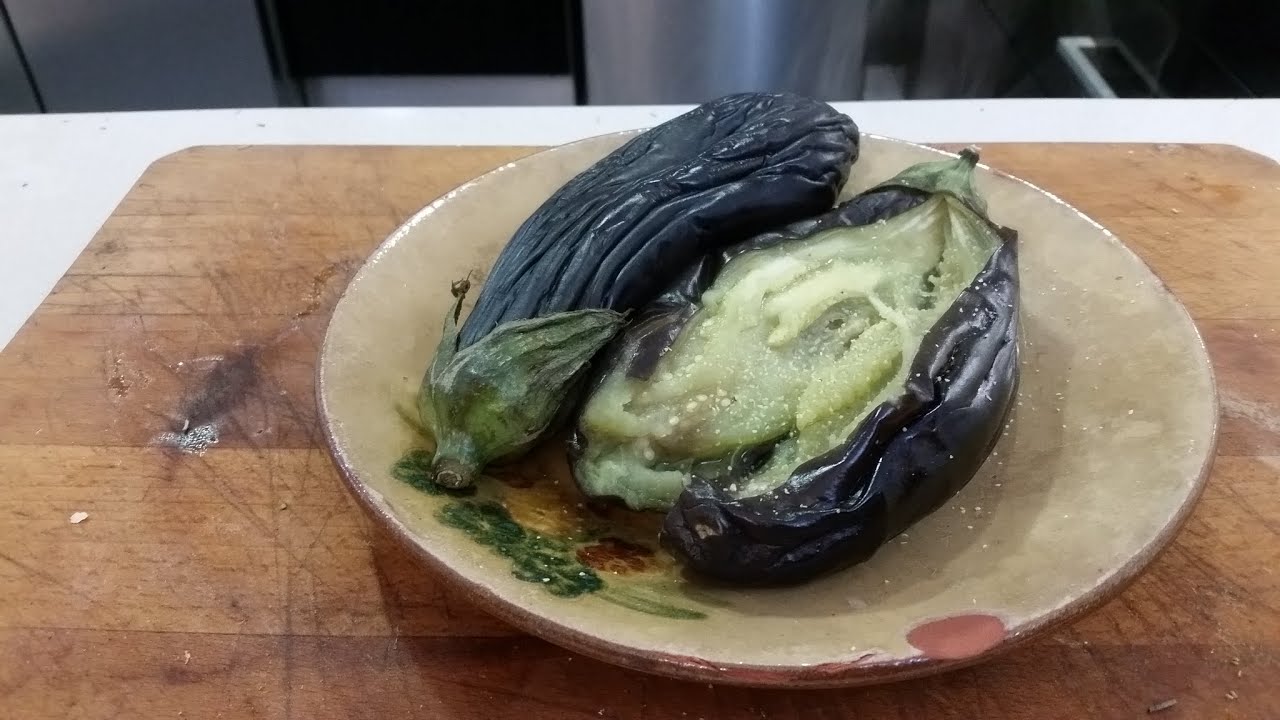 Cocina berenjenas en segundos con este truco de microondas