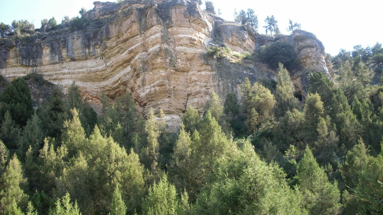 Descubre el río que serpentea por Segovia, ¡una joya escondida!