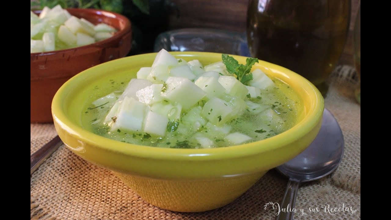 Refrescante y delicioso gazpacho de pepino y agua, ¡la mejor opción para el verano!