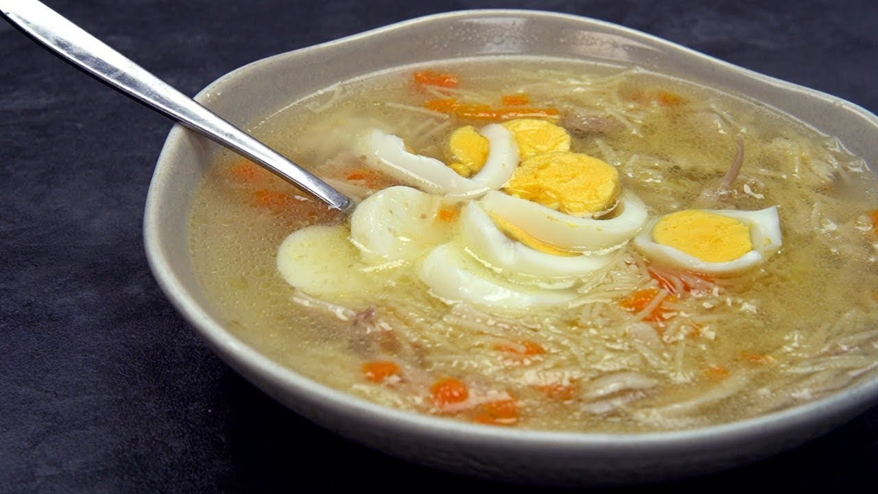 Caldo de pollo: remedio natural para gastritis.