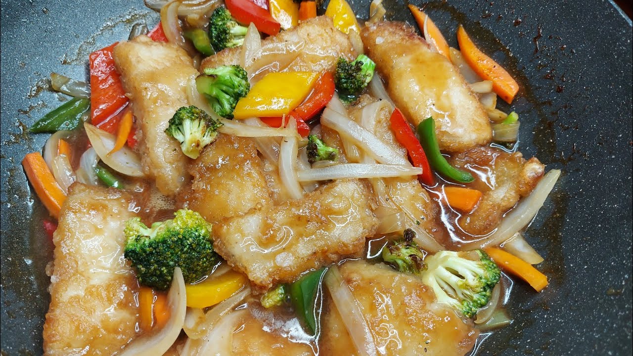 Deléitate con esta deliciosa receta de pescado y brócoli al horno